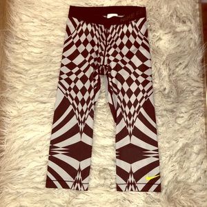 Nike Cropped Tights